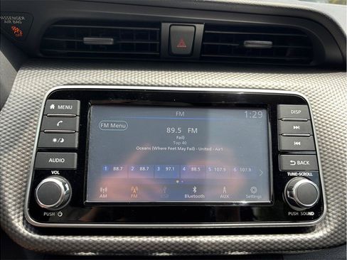 Used 2019 Nissan Kicks S FWD image 22