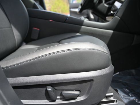 Used 2023 INFINITI QX50 Luxe AWD/4WD image 22