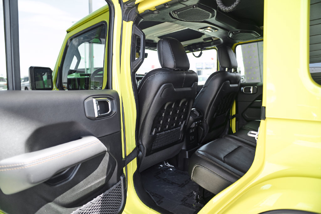 Used 2023 Jeep Wrangler Unlimited Rubicon 392 w/ Xtreme Recon 35" Tire Package AWD/4WD image 15