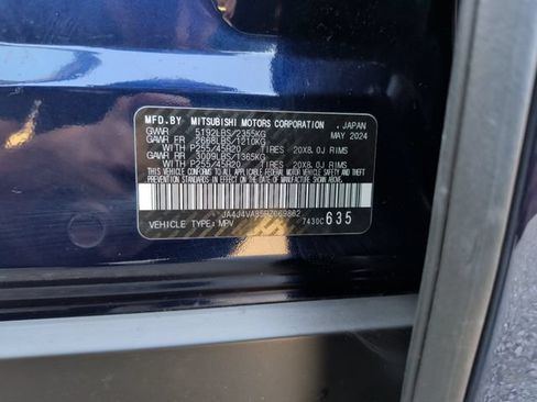Used 2024 Mitsubishi Outlander SE AWD/4WD image 30