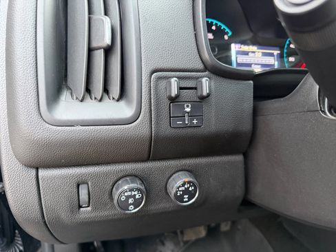 Used 2016 Chevrolet Colorado LT w/ Luxury Package, Chrome image 23