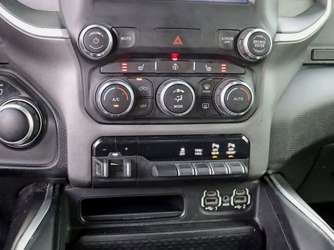 Used 2021 RAM 1500 Big Horn AWD/4WD image 24
