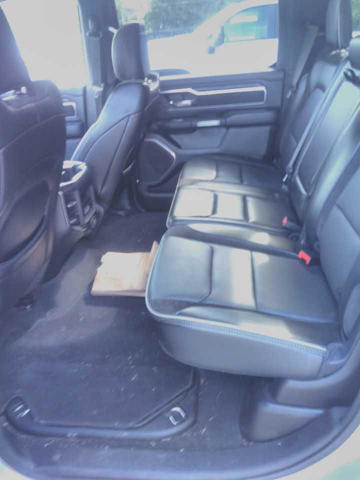 Used 2024 RAM 1500 Laramie RWD image 9