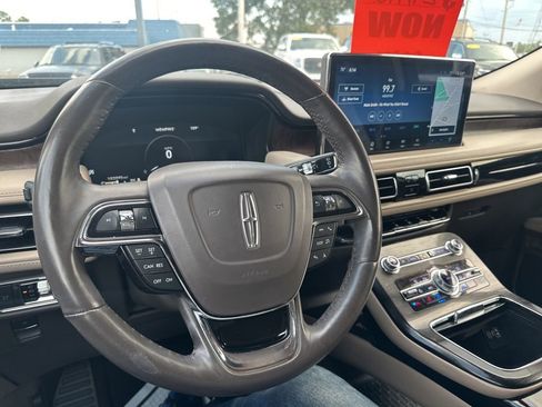 Used 2021 Lincoln Nautilus Reserve image 19