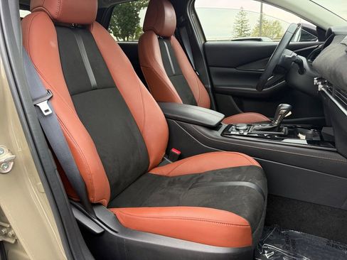 Used 2025 MAZDA CX-30 Carbon image 27