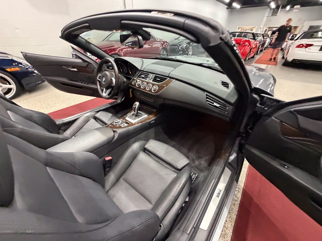 Used 2012 BMW Z4 sDrive35i RWD image 37