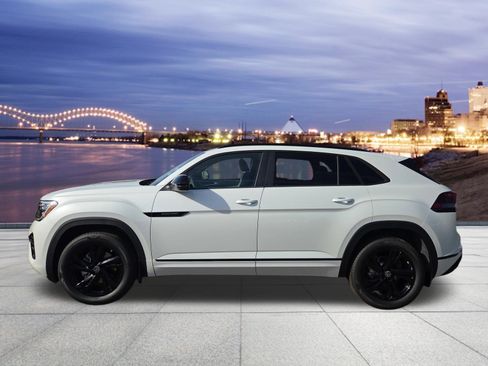 New 2026 Volkswagen Atlas Cross Sport SEL R-Line AWD/4WD image 2