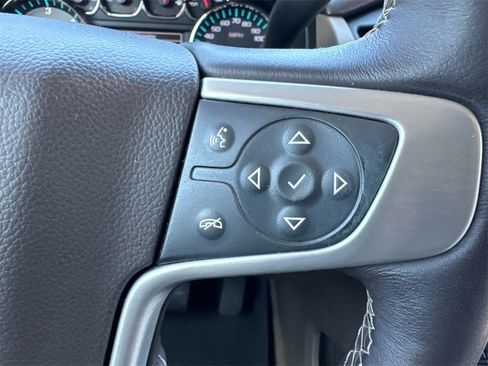 Certified 2017 GMC Yukon SLT image 26