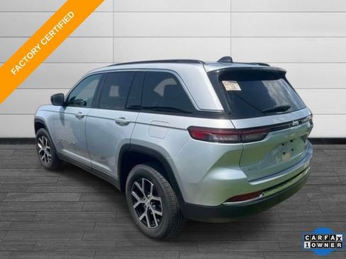 Certified 2025 Jeep Grand Cherokee Limited AWD/4WD image 8