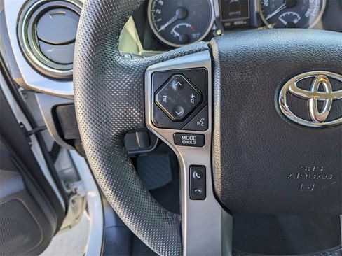 Used 2022 Toyota Tacoma SR5 image 28