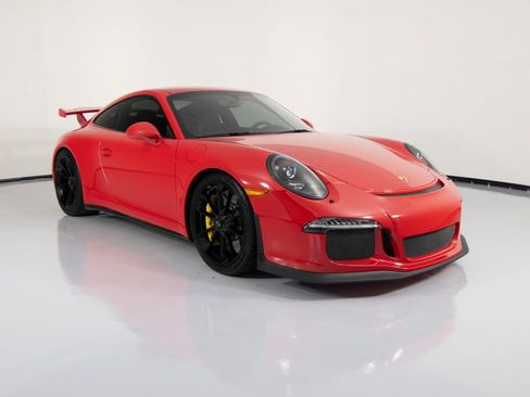 Certified 2015 Porsche 911 GT3 RWD image 12