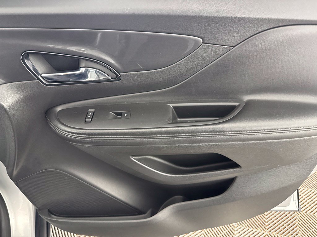 Used 2018 Buick Encore Preferred FWD image 21