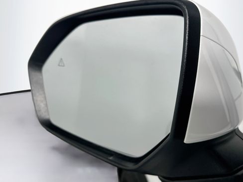 Used 2025 Hyundai Palisade SEL FWD image 16