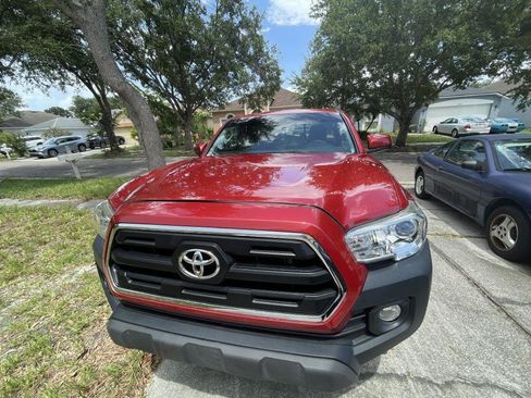 Used 2017 Toyota Tacoma SR5 RWD image 14