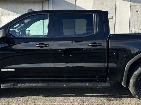 Used 2022 GMC Sierra 1500 Elevation image 8