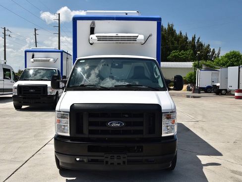 Used 2023 Ford E-350 and Econoline 350 Super Duty w/ Power Windows & Locks Group RWD image 2