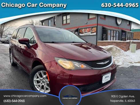 Used 2021 Chrysler Voyager Lxi image 1