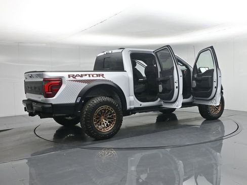 Used 2025 Ford F150 Raptor image 5