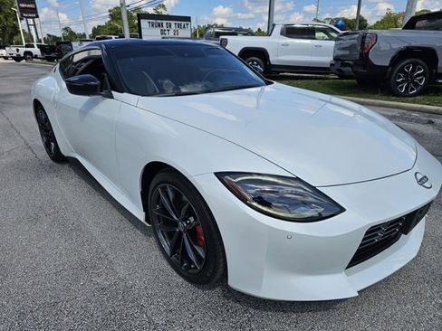 Used 2024 Nissan Z Performance w/ Floor Mat Package image 7