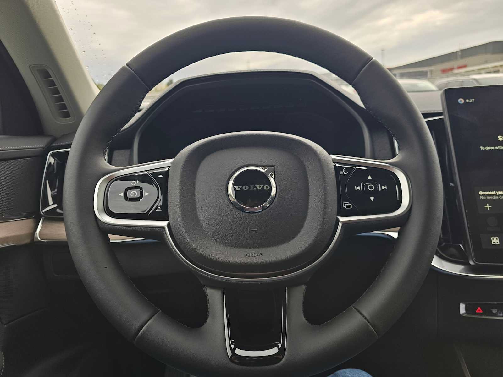 New 2026 Volvo XC90 T8 Plus w/ Protection Package AWD/4WD image 23