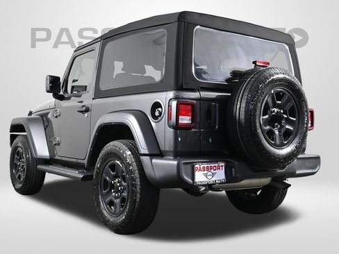 Used 2024 Jeep Wrangler Sport AWD/4WD image 5