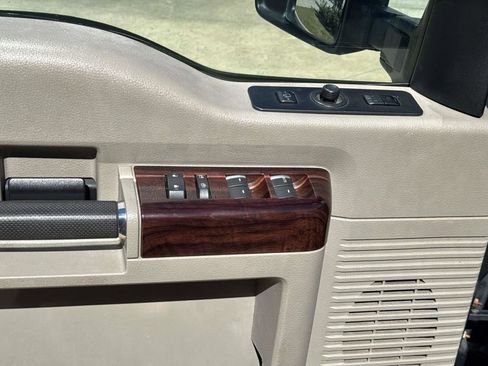 Used 2008 Ford F250 2WD Crew Cab Super Duty image 20