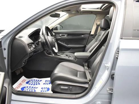 Used 2024 Honda Civic Touring image 14