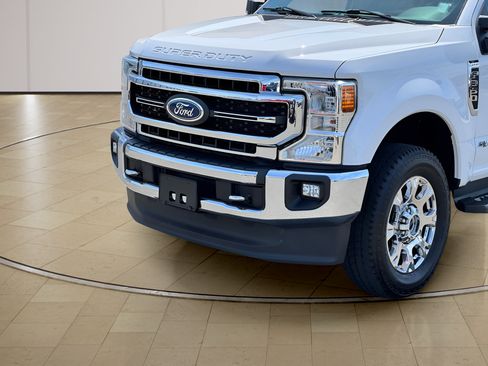 Used 2020 Ford F350 Lariat w/ Chrome Package AWD/4WD image 41