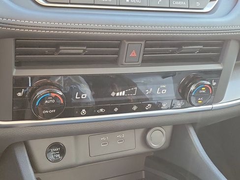 New 2026 Nissan Rogue SV AWD/4WD image 29