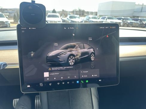 Used 2023 Tesla Model Y Performance image 18