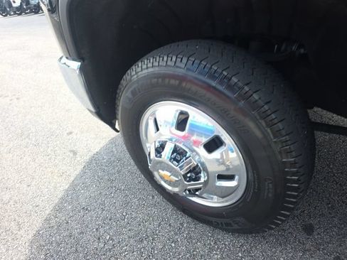 Used 2025 Chevrolet Silverado 3500 LTZ AWD/4WD image 12