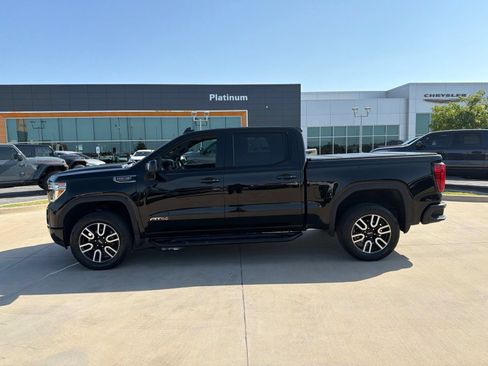 Used 2020 GMC Sierra 1500 AT4 w/ AT4 Premium Package AWD/4WD image 2