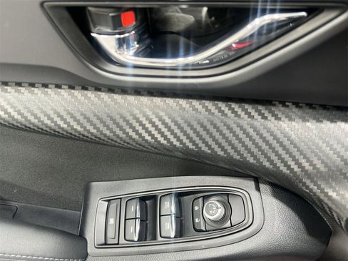 Used 2024 Subaru Ascent Premium w/ Convenience Package image 13