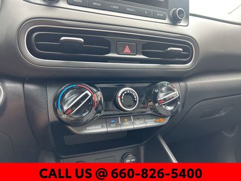 Used 2023 Hyundai Kona SEL AWD/4WD image 17