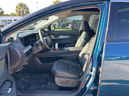 New 2026 Nissan Murano Platinum w/ Cargo Package AWD/4WD image 16