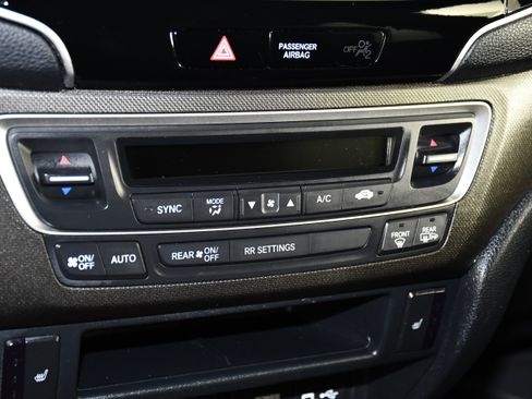 Certified 2022 Honda Passport TrailSport image 29