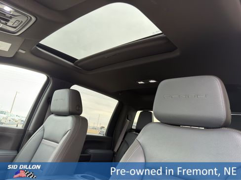 Certified 2022 GMC Sierra 2500 Denali w/ Denali Ultimate Package image 18