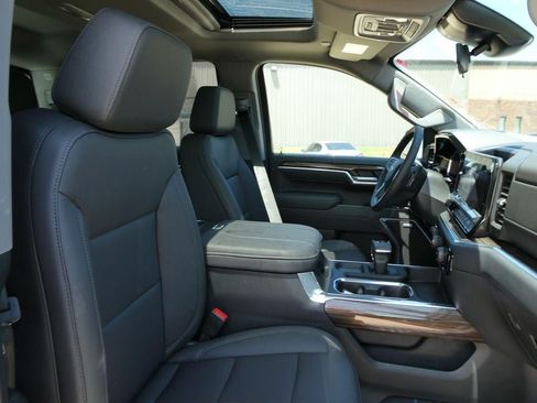 New 2026 Chevrolet Silverado 1500 RST w/ Convenience Package II AWD/4WD image 11
