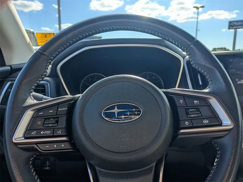 Used 2023 Subaru Ascent Premium w/ Convenience Package image 32