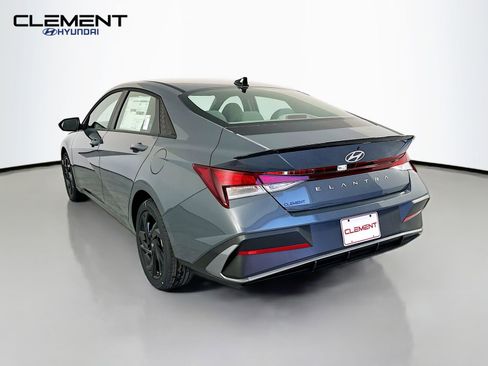 New 2026 Hyundai Elantra Sport image 8