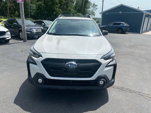 Used 2024 Subaru Outback Onyx Edition AWD/4WD image 2