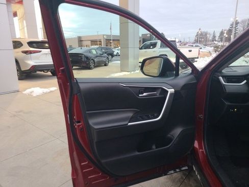 Used 2023 Toyota RAV4 XLE image 17