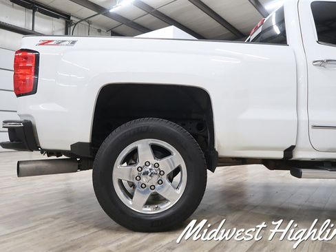 Used 2015 Chevrolet Silverado 2500 LTZ w/ Duramax Plus Package image 11