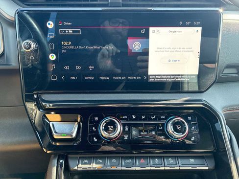 Certified 2022 GMC Sierra 1500 AT4 w/ AT4 Premium Package image 13