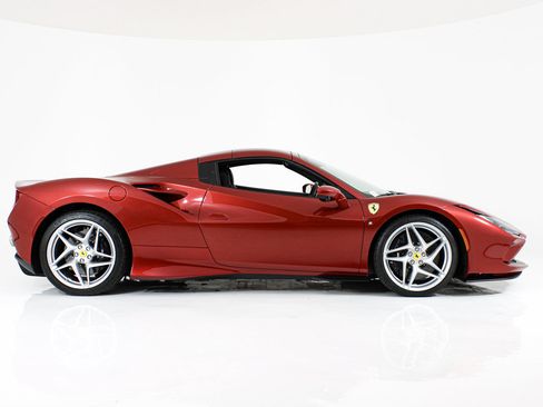 Certified 2023 Ferrari F8 Tributo RWD image 14