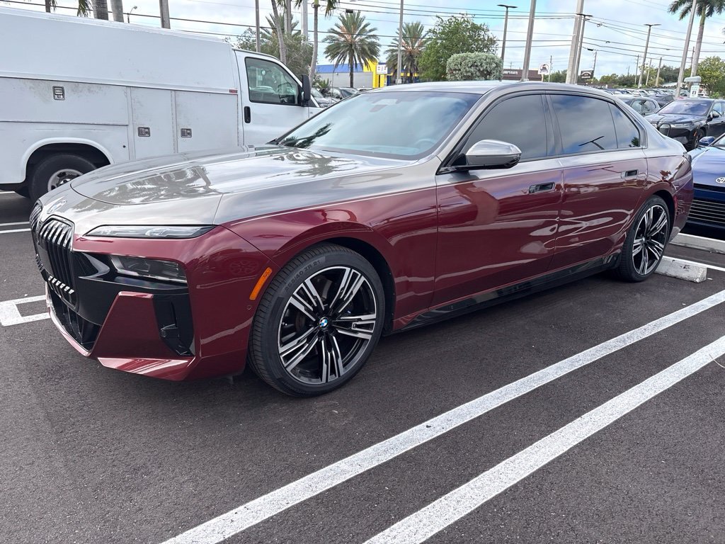 Certified 2023 BMW i7 xDrive60 AWD/4WD image 12
