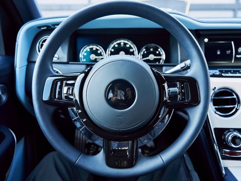 Used 2022 Rolls-Royce Cullinan w/ Cullinan Package image 64