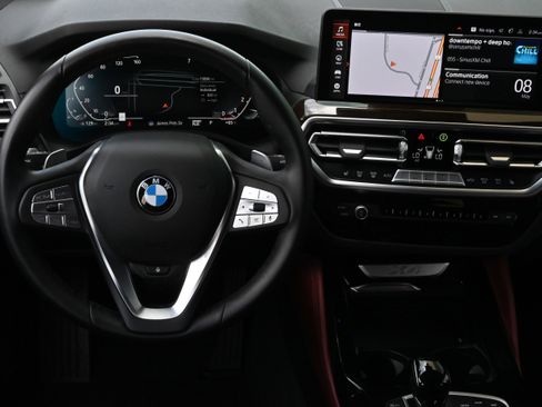 Certified 2025 BMW X4 xDrive30i AWD/4WD image 15