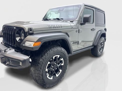 Used 2023 Jeep Wrangler Sport AWD/4WD image 11