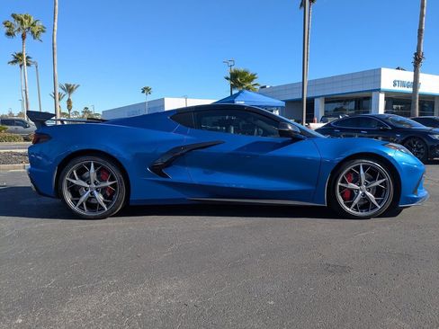 Used 2022 Chevrolet Corvette Stingray w/ Z51 Performance Package image 3